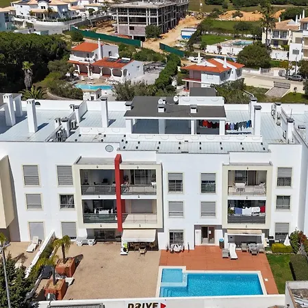 Medronheira - 1a By Hellovacations Albufeira