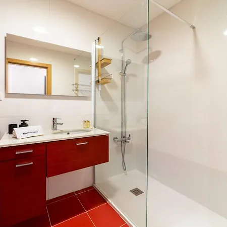 Apartamento Medronheira - 1a By Hellovacations *